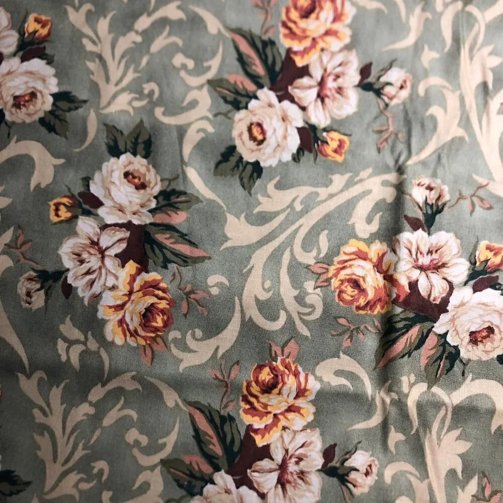 Quilt Cotton Fabric Material - 2 yards Sage Green Rose Floral #244-2